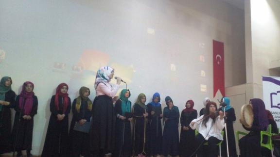 Şanlıurfa Kız Anadolu İmam Hatip Lisesinde Kutlu Doğum Haftası Kutlaması