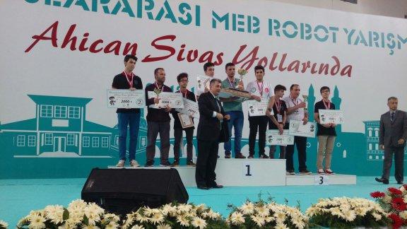 Urfa Mesleki ve Teknik Anadolu Lisesi robotino kategorisinde Türkiye birincisi oldu...