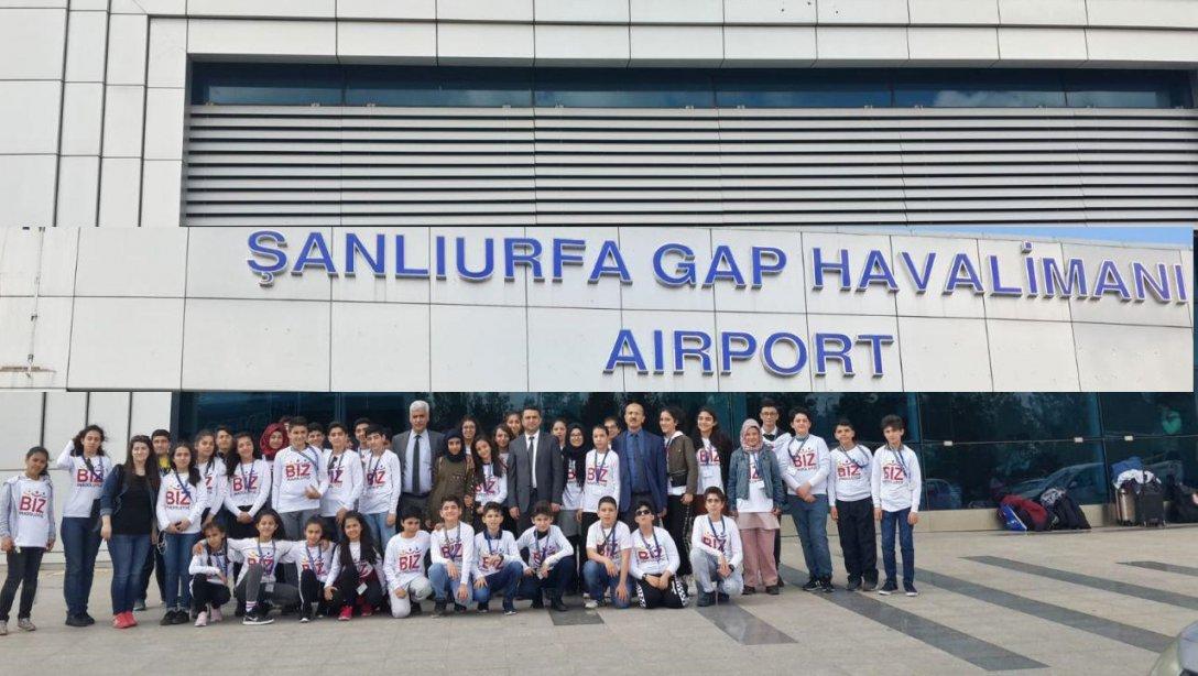  Biz Anadoluyuz Projesi kapsamında öğrencilerimizi Şanlıurfa GAP Havalimanından İstanbul´a yolculadık...