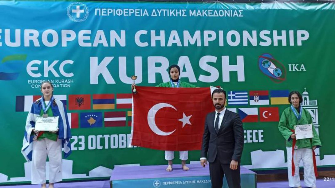 İlçemiz Süleymaniye Kız Anadolu İmam Hatip Lisesi 11. Sınıf öğrencisi Rabia DEMİR, Avrupa Şampiyonu oldu....